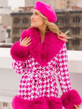 Women's Hot Pink Houndstooth Faux-Fur Trim Robe Coat